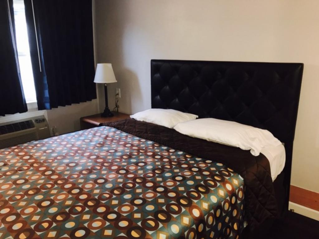 Kings Row Inn ミルウォーキー エクステリア 写真
